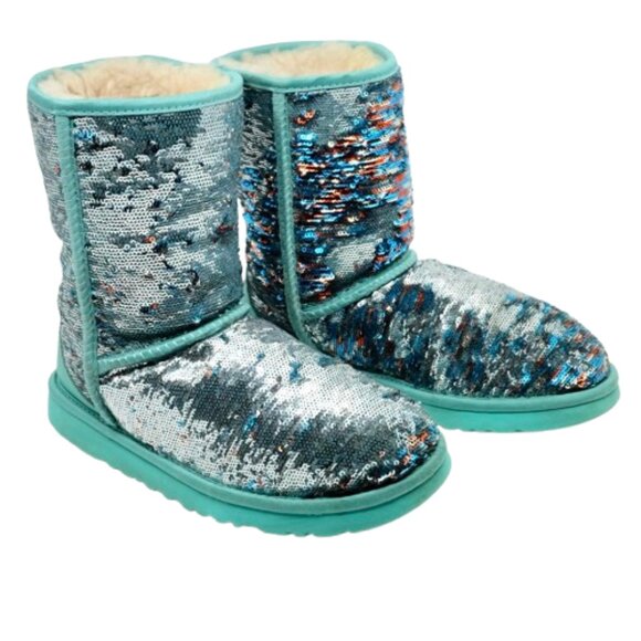 UGG~Classic Short Stellar Sequin~SHIMMERY BLUE SHEARLING ANKLE BOOTS SIZE 7 - Picture 5 of 7